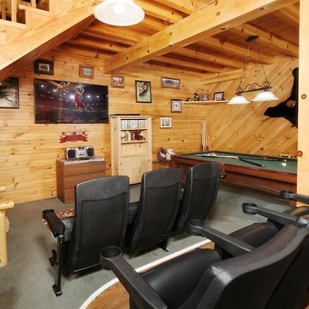 Wholly Smokies Villa Pigeon Forge Buitenkant foto